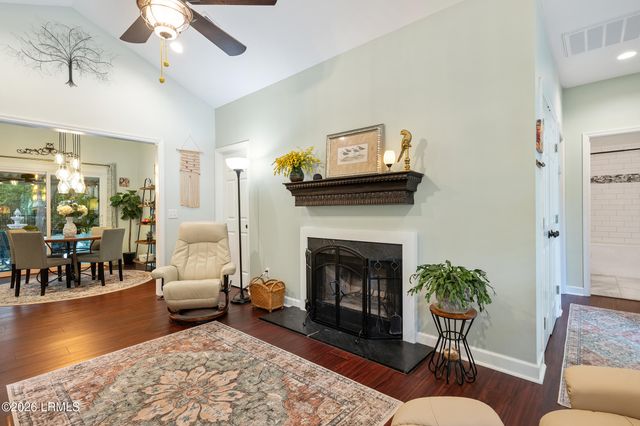 6 Peytons Way, Beaufort, SC 29907