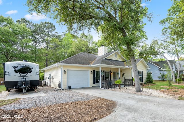 6 Peytons Way, Beaufort, SC 29907