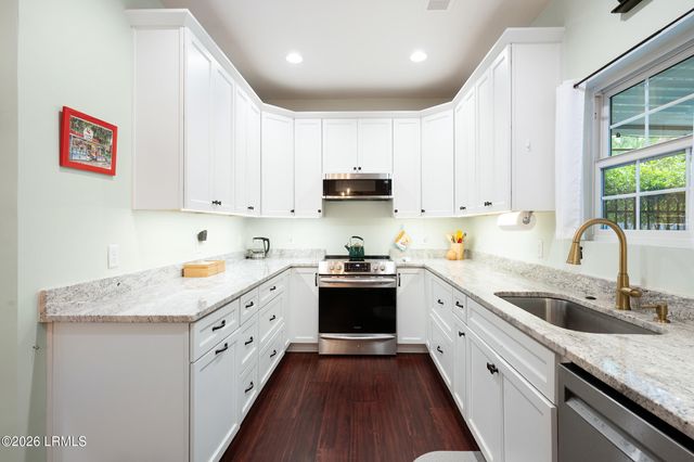 6 Peytons Way, Beaufort, SC 29907