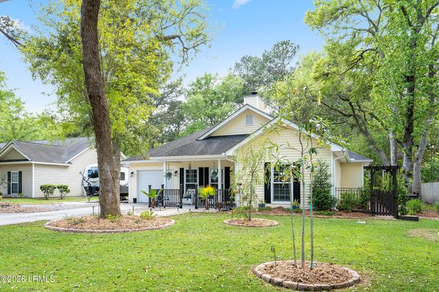 6 Peytons Way, Beaufort, SC 29907