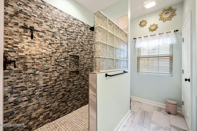 6 Peytons Way, Beaufort, SC 29907
