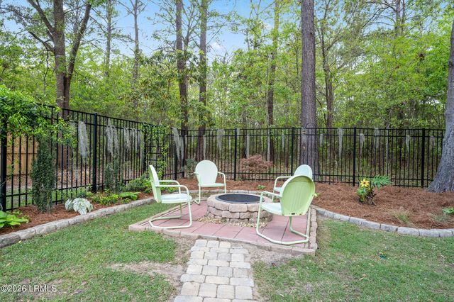 6 Peytons Way, Beaufort, SC 29907
