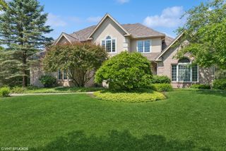 31366 W Somerset Circle, Libertyville, IL 60048