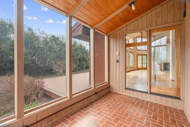 13 Cedar St, Mashpee, MA 02649