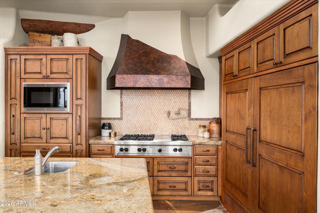 11105 E TAMARISK Way, Scottsdale, AZ 85262