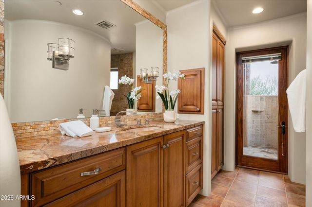 11105 E TAMARISK Way, Scottsdale, AZ 85262
