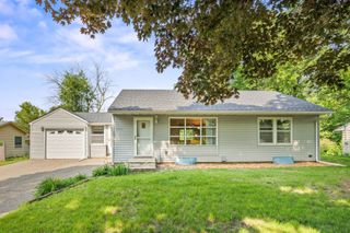 4932 Acorn Ridge Road, Minnetonka, MN 55345