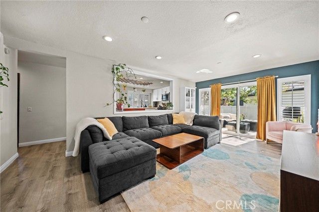 148 S Seneca Circle 24, Anaheim, CA 92805