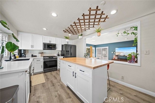 148 S Seneca Circle 24, Anaheim, CA 92805