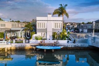 200 Grand Canal, Newport Beach, CA 92662