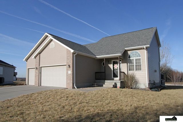 13411 Lucia Court, Waverly, NE 68462