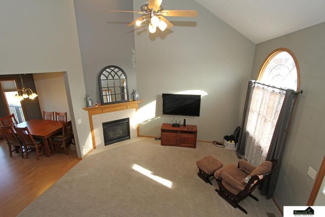 13411 Lucia Court, Waverly, NE 68462