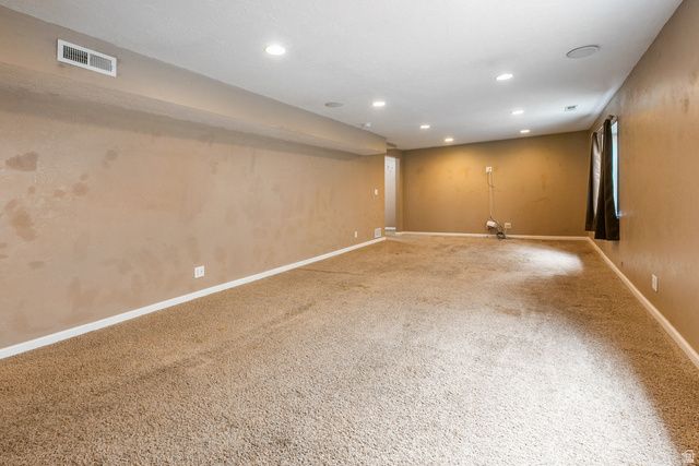 8349 S SAWTOOTH OAK DR, West Jordan, UT 84081