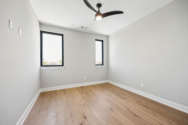 118 S Church Street 118, Mckinney, TX 75069