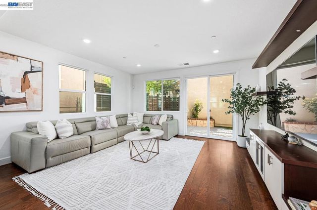 4247 Healdsburg Way, Dublin, CA 94568