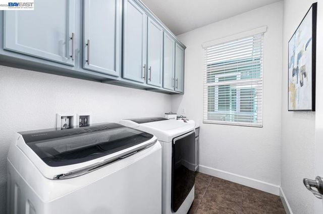 4247 Healdsburg Way, Dublin, CA 94568