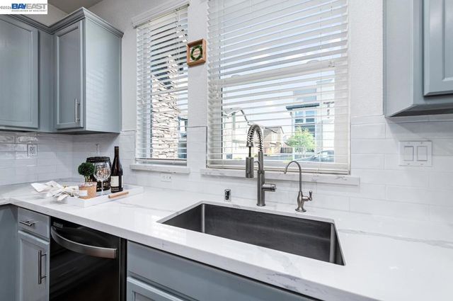 4247 Healdsburg Way, Dublin, CA 94568