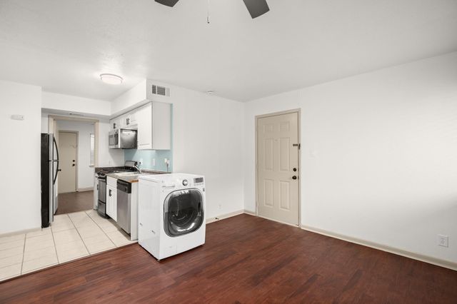 1010 W 23rd ST 3, Austin, TX 78705