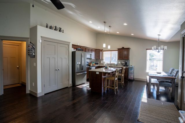 325 W 160 N, Clearfield, UT 84015