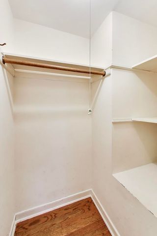 621 E Grove Street, Arlington Heights, IL 60005