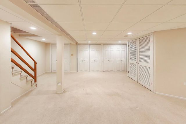 621 E Grove Street, Arlington Heights, IL 60005