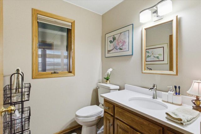 410 Sundown Drive, Avon, MN 56310