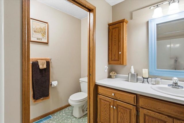 410 Sundown Drive, Avon, MN 56310