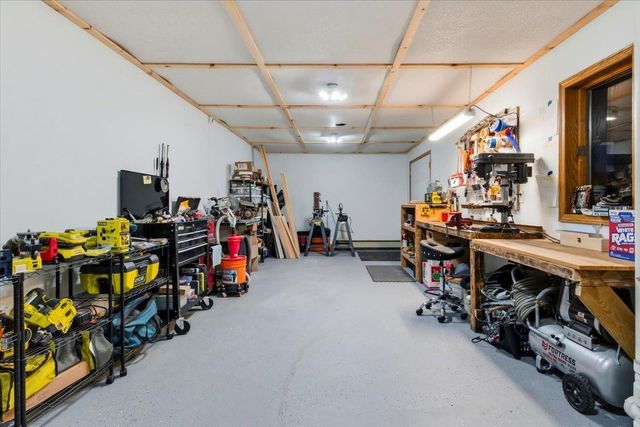 410 Sundown Drive, Avon, MN 56310