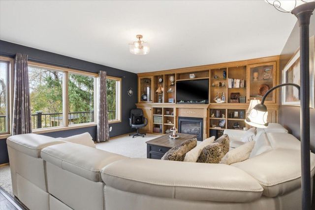 410 Sundown Drive, Avon, MN 56310