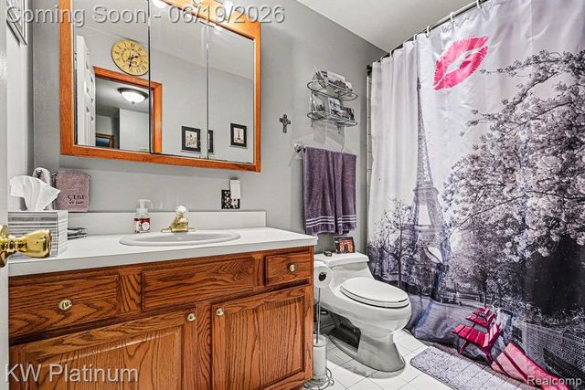2346 Riverwood Drive, Port Huron, MI 48060