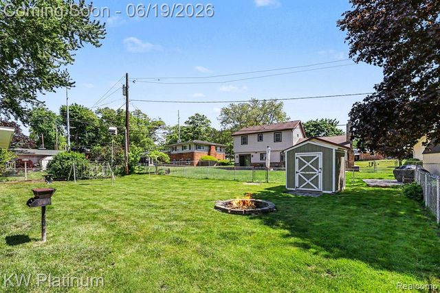 2346 Riverwood Drive, Port Huron, MI 48060