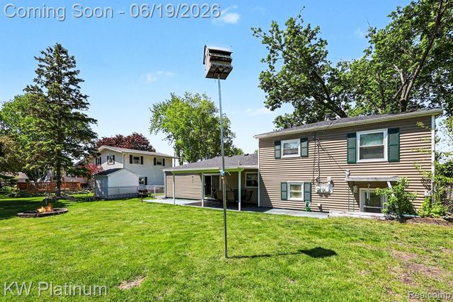 2346 Riverwood Drive, Port Huron, MI 48060