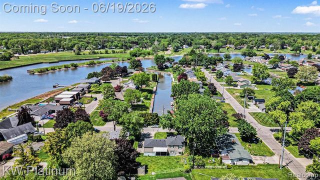 2346 Riverwood Drive, Port Huron, MI 48060