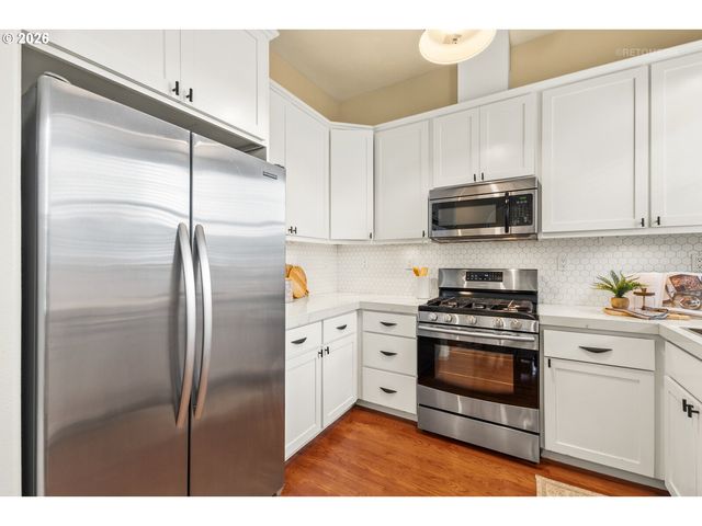 3936 Ne GRAND Ave, Portland, OR 97212