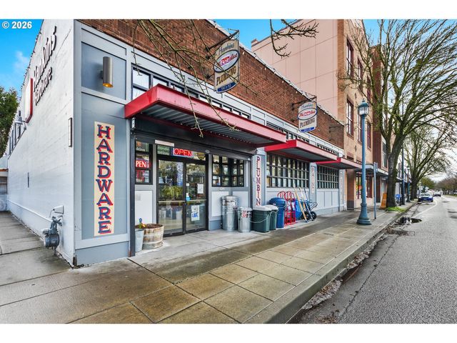 3936 Ne GRAND Ave, Portland, OR 97212