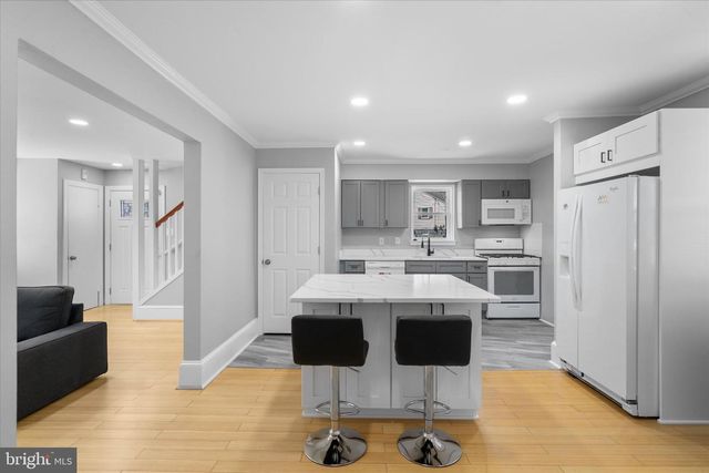 4814 FOX ST, College Park, MD 20740