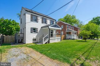 4814 FOX ST, College Park, MD 20740