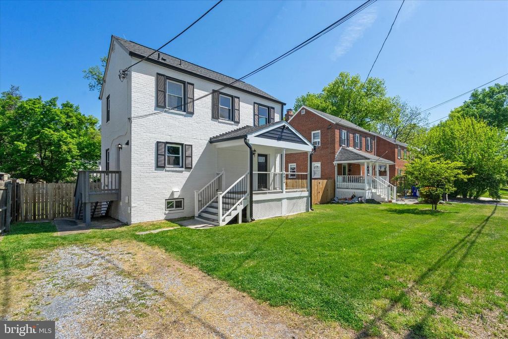 4814 FOX ST, College Park, MD 20740