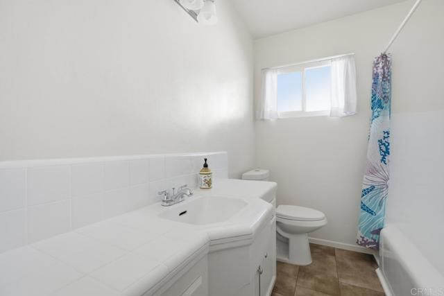 4315 W Overlook, San Diego, CA 92115