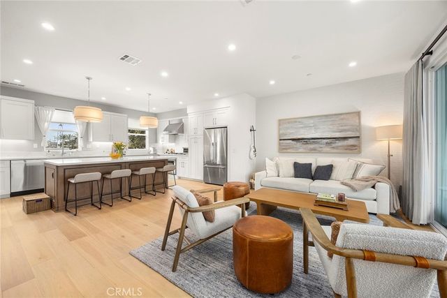 1173 Winslow, Newport Beach, CA 92660