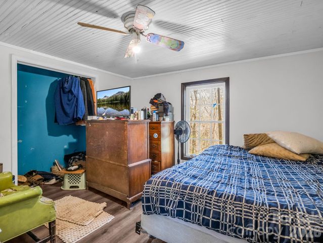 140 Fire Tower Road, Mill Spring, NC 28756