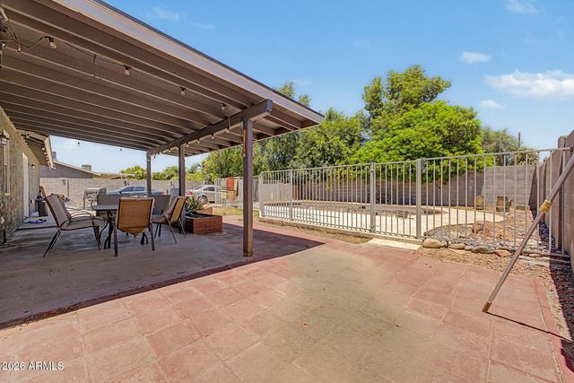 9036 W ROYAL PALM Road, Peoria, AZ 85345