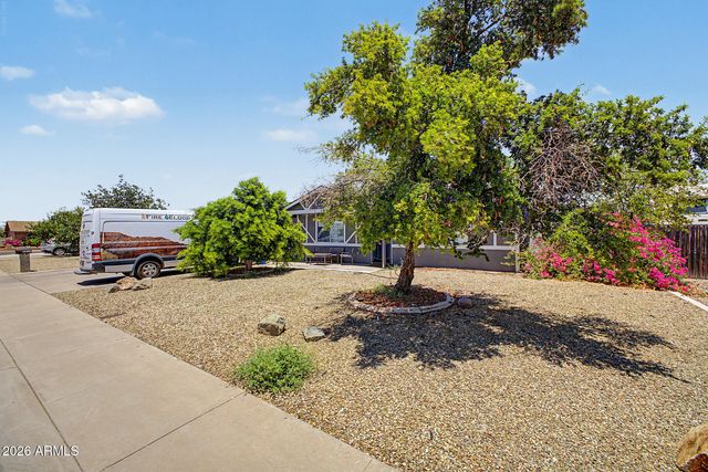 9036 W ROYAL PALM Road, Peoria, AZ 85345