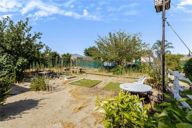 1469 Adam, Banning, CA 92220