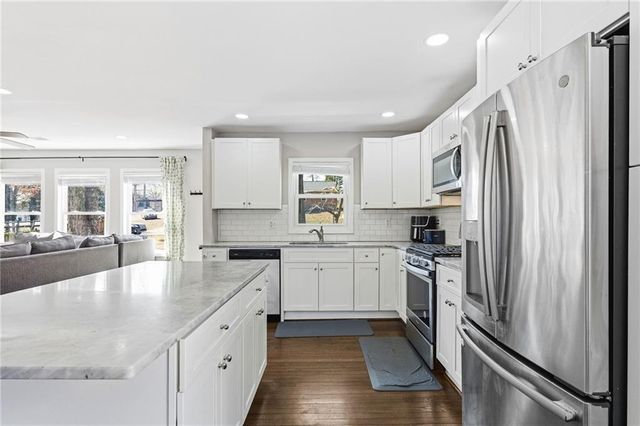 2071 Gober SE Avenue, Smyrna, GA 30080