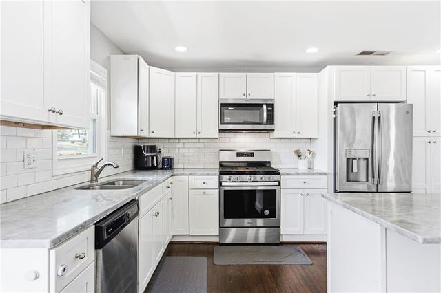 2071 Gober SE Avenue, Smyrna, GA 30080