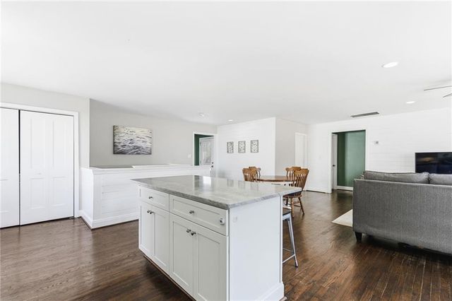 2071 Gober SE Avenue, Smyrna, GA 30080