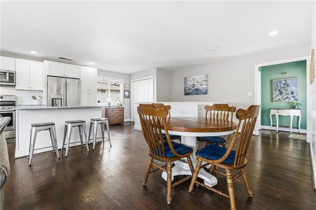 2071 Gober SE Avenue, Smyrna, GA 30080