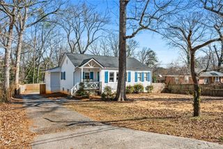 2071 Gober SE Avenue, Smyrna, GA 30080