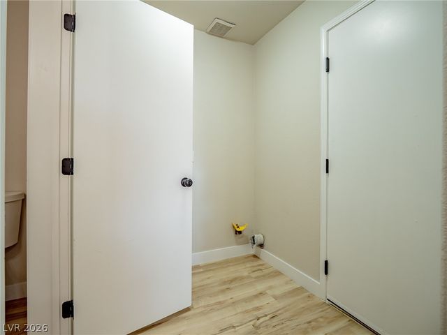 3902 Starfield Lane, Las Vegas, NV 89147